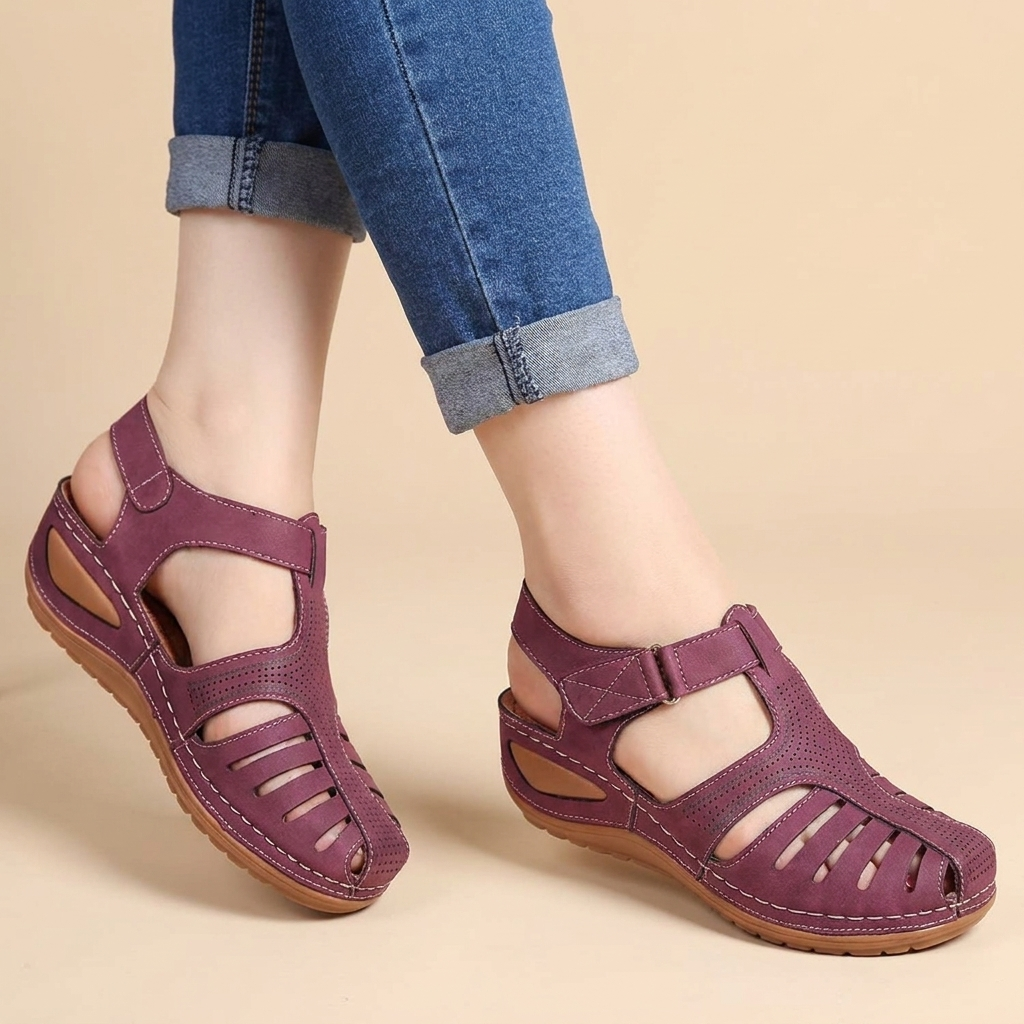 Vutoria Wedge Sandals